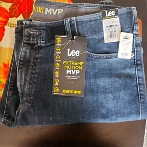 Lee Men's Extreme Motion MVP Jeans - Dark Blue 42Wx30L